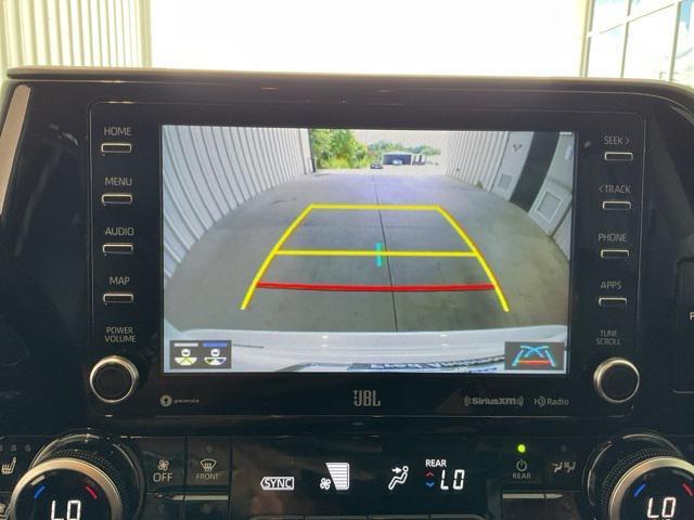 used 2021 Toyota Highlander Hybrid car, priced at $33,002