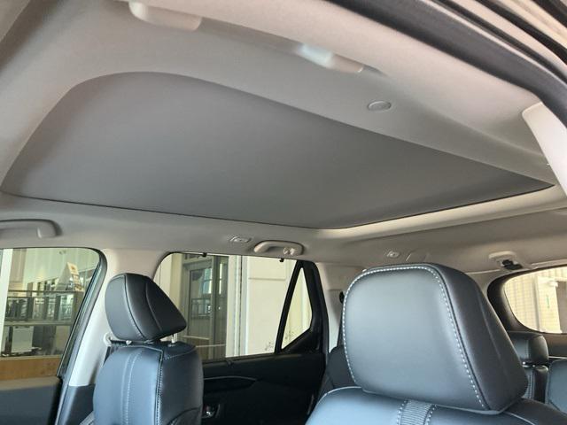 new 2025 Honda Pilot car, priced at $47,939