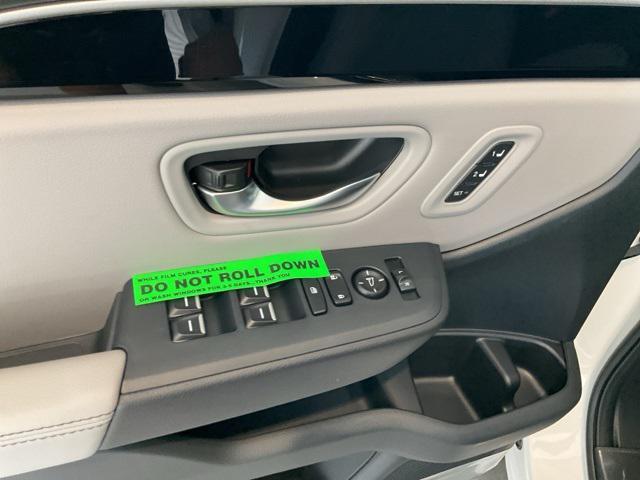 new 2025 Honda Pilot car, priced at $44,811