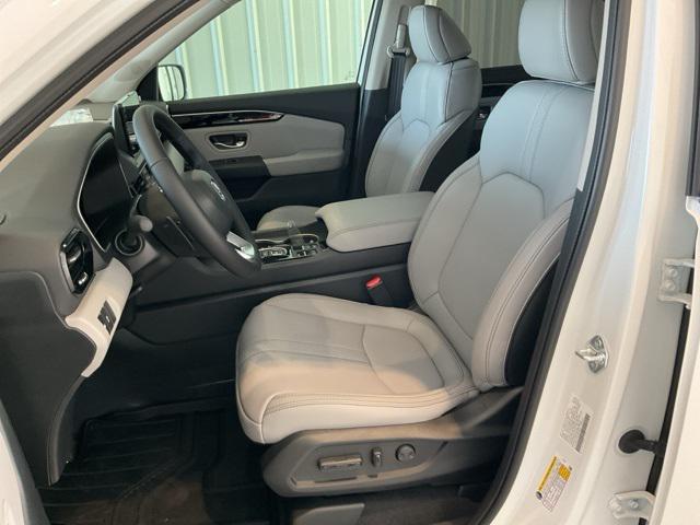 new 2025 Honda Pilot car, priced at $44,811