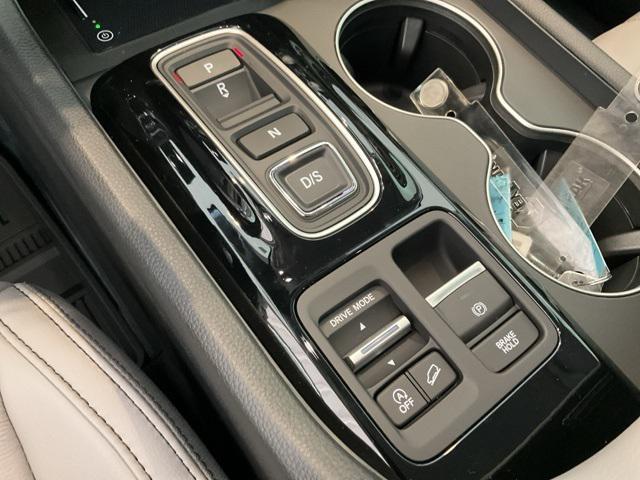 new 2025 Honda Pilot car, priced at $44,811