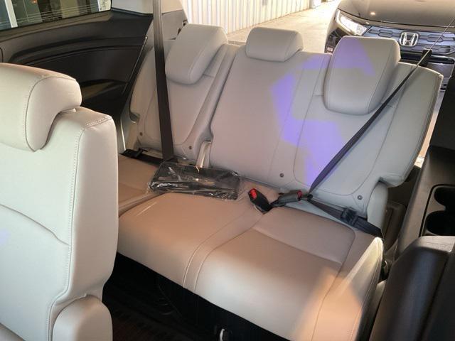 new 2026 Honda Odyssey car, priced at $42,179