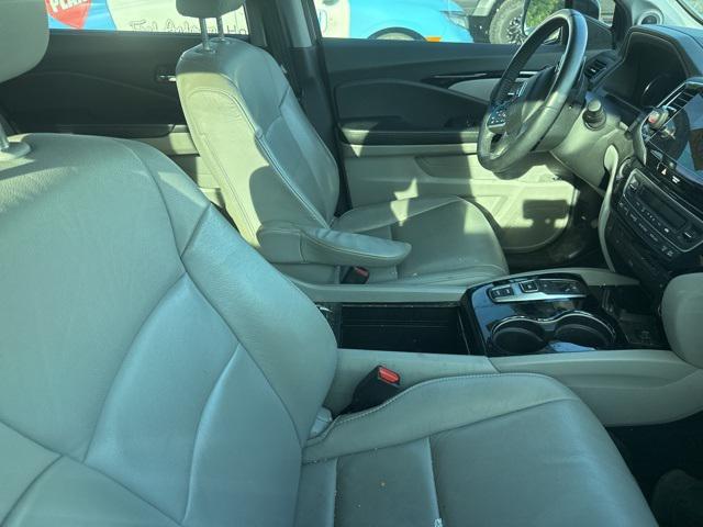 used 2020 Honda Pilot car, priced at $22,196