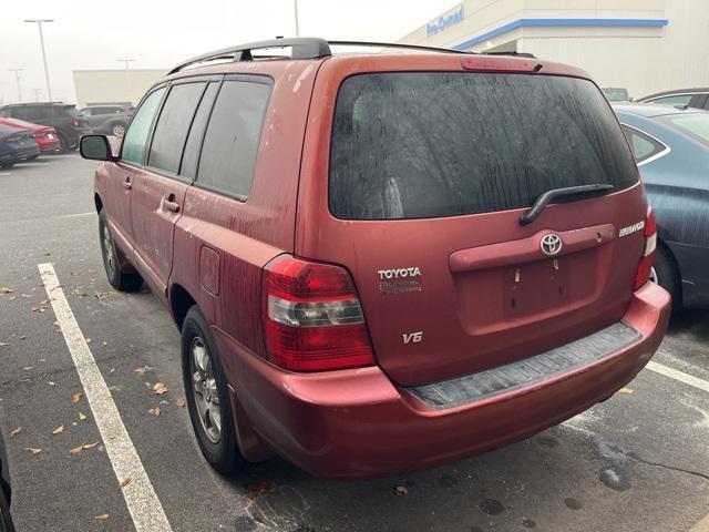 used 2005 Toyota Highlander car, priced at $5,995