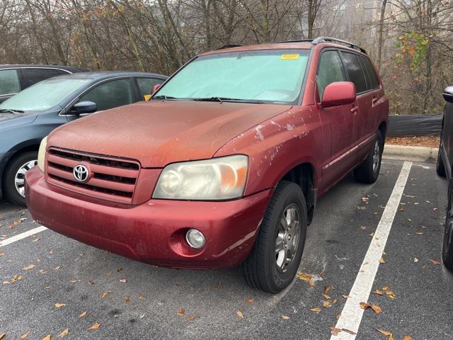 used 2005 Toyota Highlander car, priced at $5,995