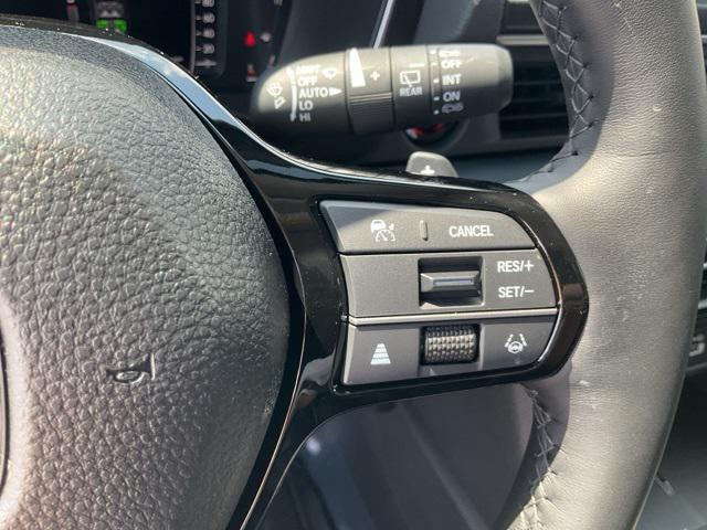 new 2025 Honda Pilot car, priced at $54,985