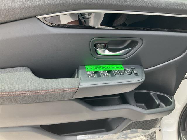 new 2025 Honda Pilot car, priced at $42,305
