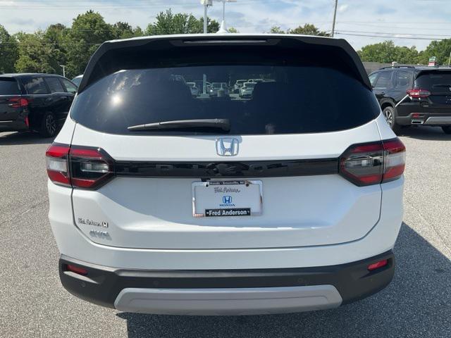 new 2025 Honda Pilot car, priced at $44,766