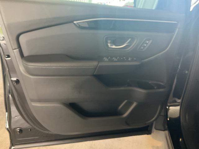 used 2025 Honda Pilot car, priced at $45,506