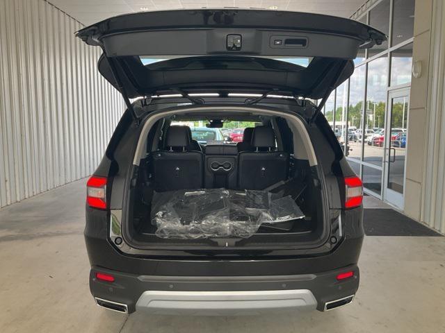 used 2025 Honda Pilot car, priced at $45,506