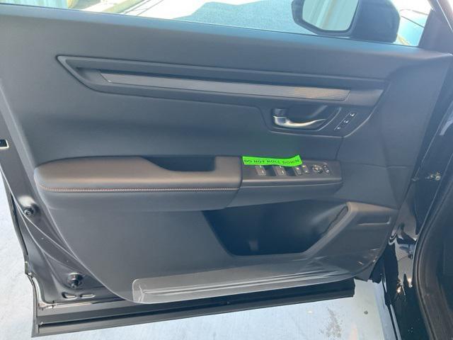new 2026 Honda CR-V Hybrid car, priced at $38,277