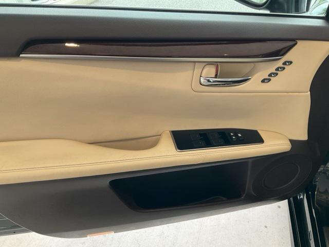 used 2016 Lexus ES 350 car, priced at $19,932
