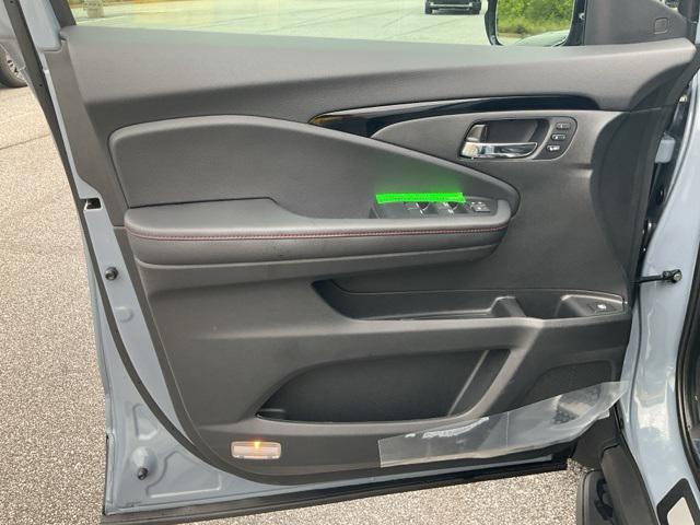 new 2025 Honda Ridgeline car, priced at $46,230