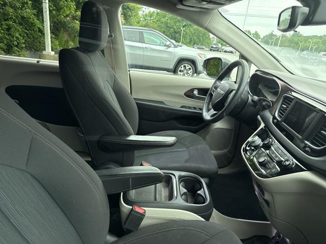 used 2018 Chrysler Pacifica car, priced at $16,279