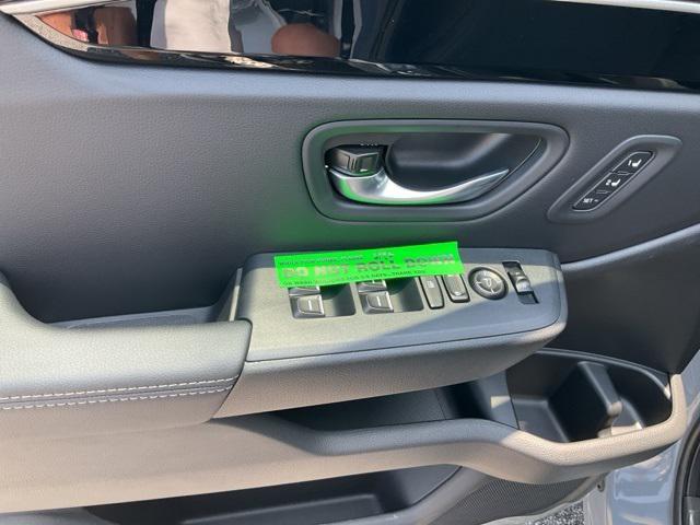 new 2025 Honda Pilot car, priced at $52,235