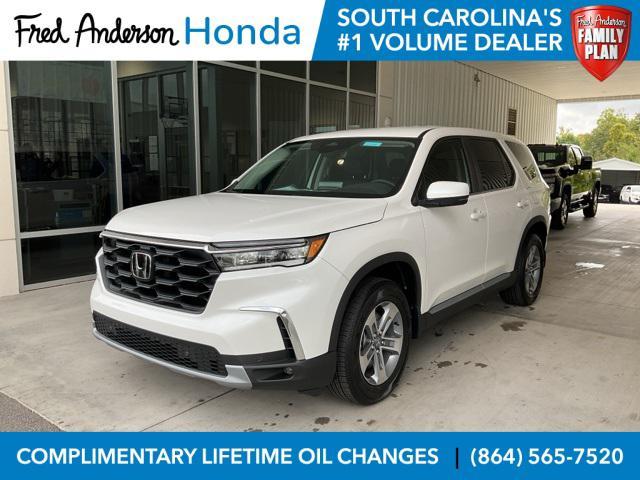 new 2025 Honda Pilot car, priced at $43,383