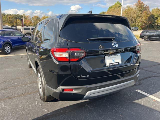 new 2025 Honda Pilot car, priced at $43,818