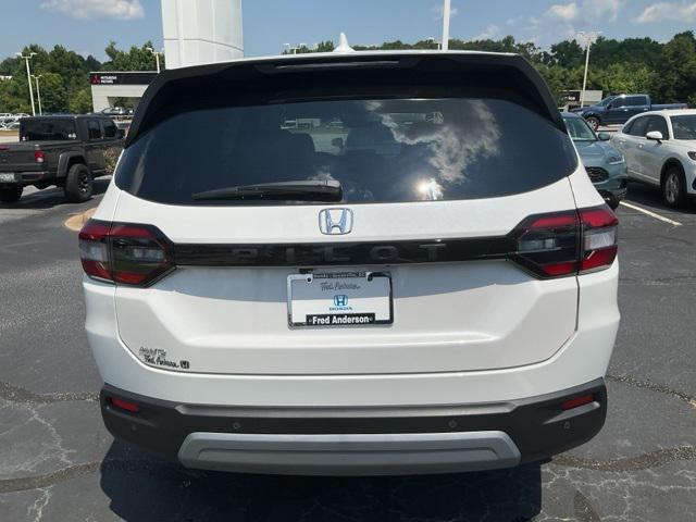 new 2025 Honda Pilot car, priced at $44,766
