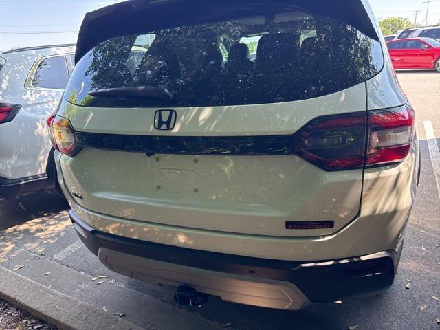 used 2023 Honda Pilot car, priced at $42,306