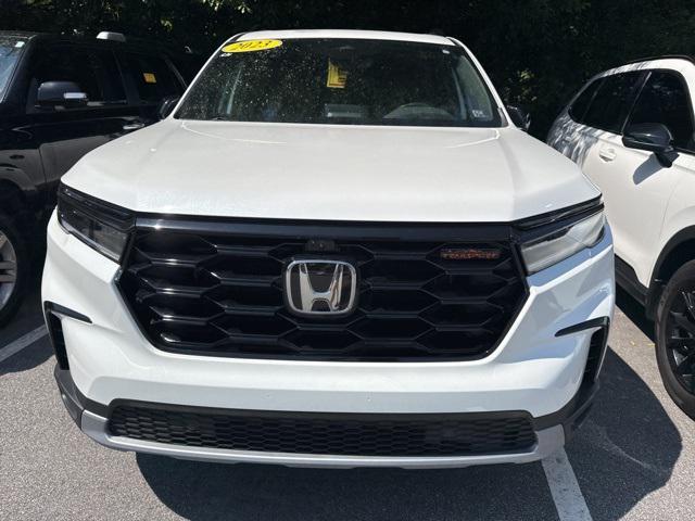used 2023 Honda Pilot car, priced at $42,306