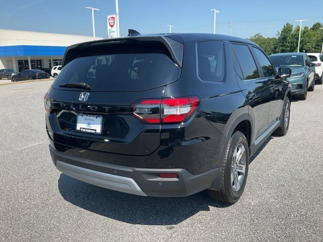 new 2025 Honda Pilot car, priced at $44,339