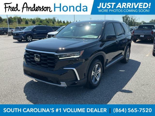 new 2025 Honda Pilot car, priced at $44,339