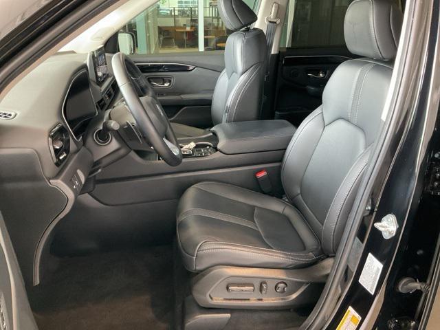 used 2023 Honda Pilot car, priced at $43,759