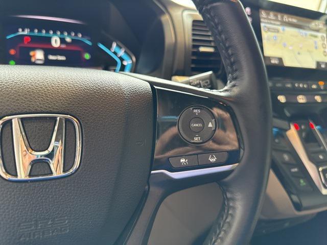 used 2023 Honda Odyssey car, priced at $37,104