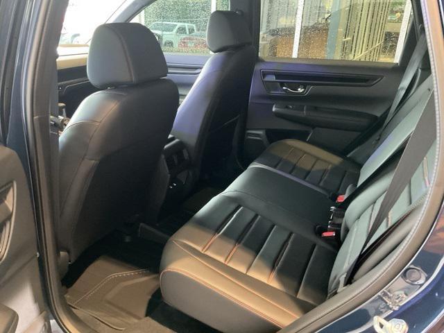 new 2026 Honda CR-V Hybrid car, priced at $38,277