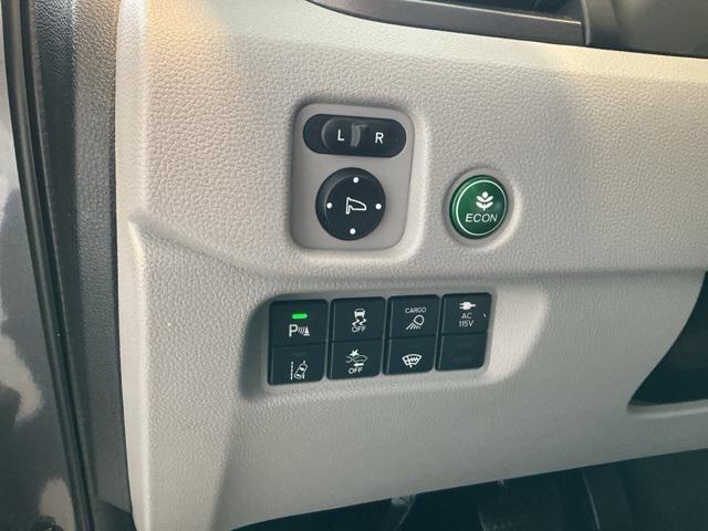 used 2022 Honda Ridgeline car, priced at $33,074