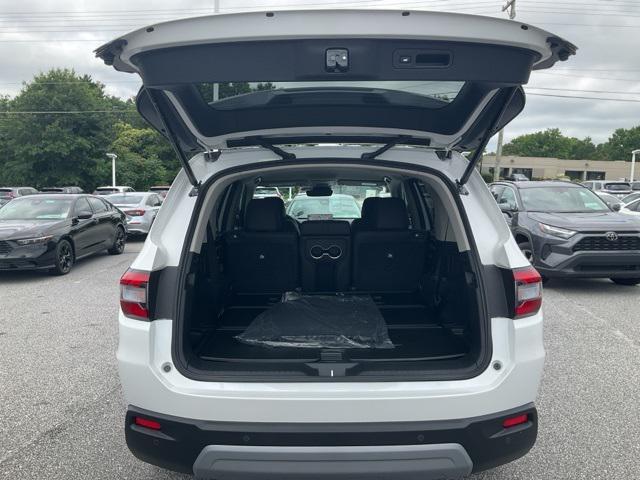 new 2025 Honda Pilot car, priced at $44,766