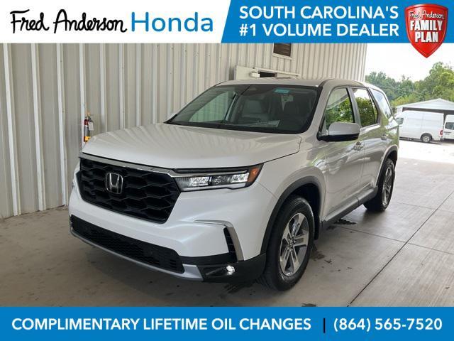 new 2025 Honda Pilot car, priced at $43,388