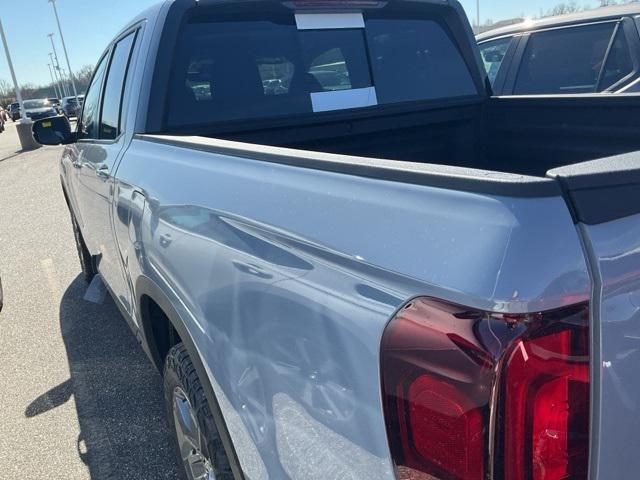 new 2025 Honda Ridgeline car, priced at $45,558