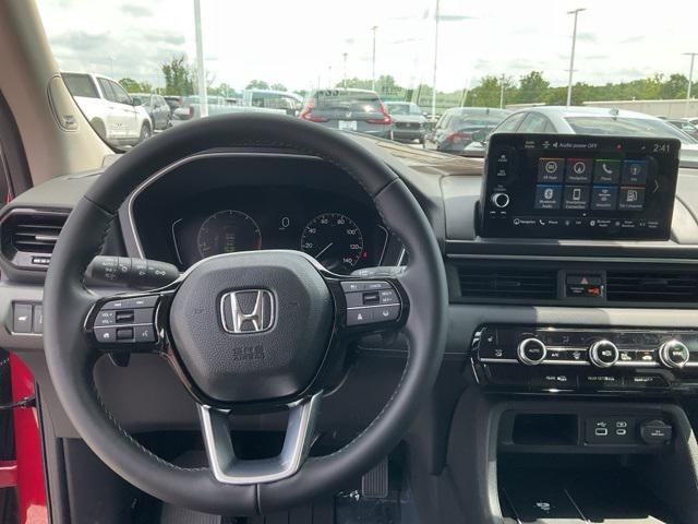 new 2025 Honda Pilot car, priced at $46,834