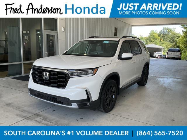 new 2025 Honda Pilot car, priced at $47,298