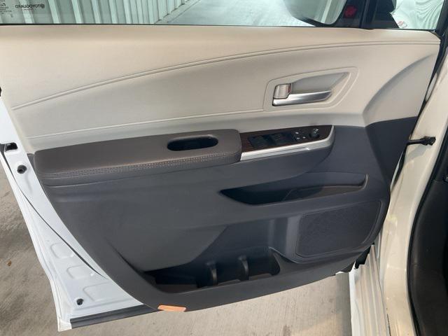 used 2023 Toyota Sienna car, priced at $38,817