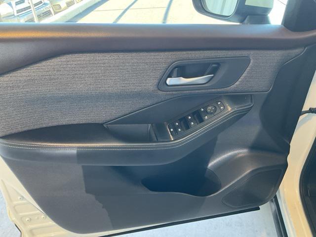 used 2021 Nissan Rogue car, priced at $18,819