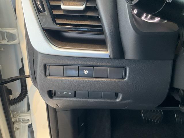 used 2021 Nissan Rogue car, priced at $18,819