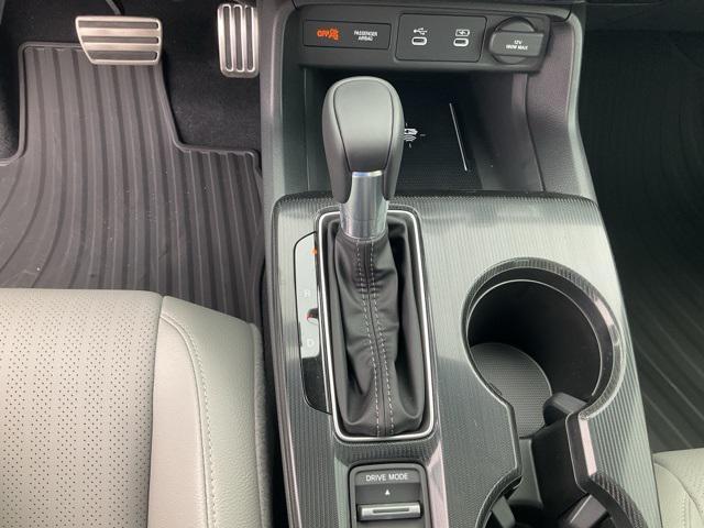 new 2025 Honda Civic Hybrid car, priced at $32,794