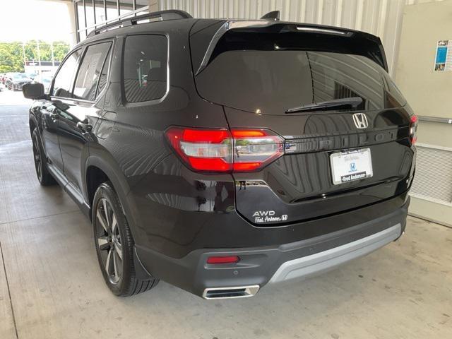 used 2023 Honda Pilot car, priced at $43,269