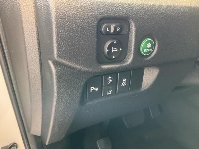 used 2022 Honda Pilot car, priced at $34,521