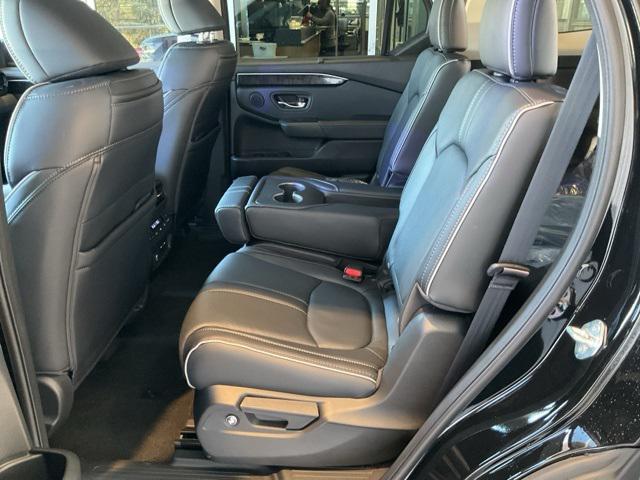 new 2025 Honda Pilot car, priced at $53,075