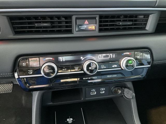 new 2025 Honda Pilot car, priced at $53,075