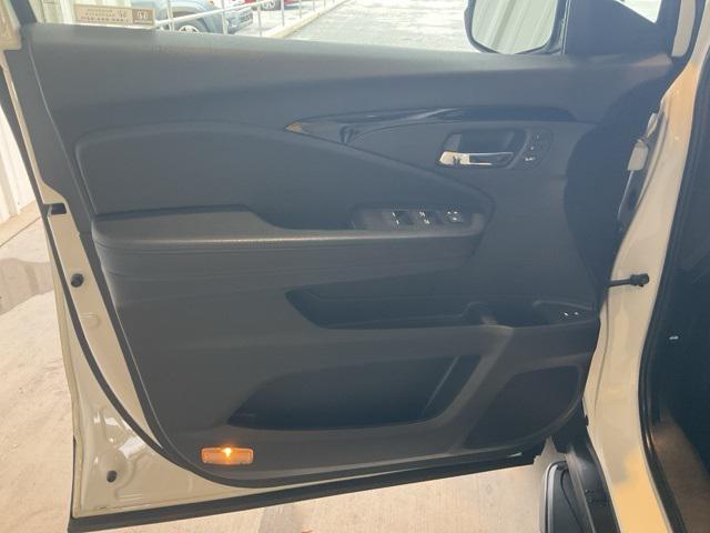 used 2022 Honda Pilot car, priced at $38,151