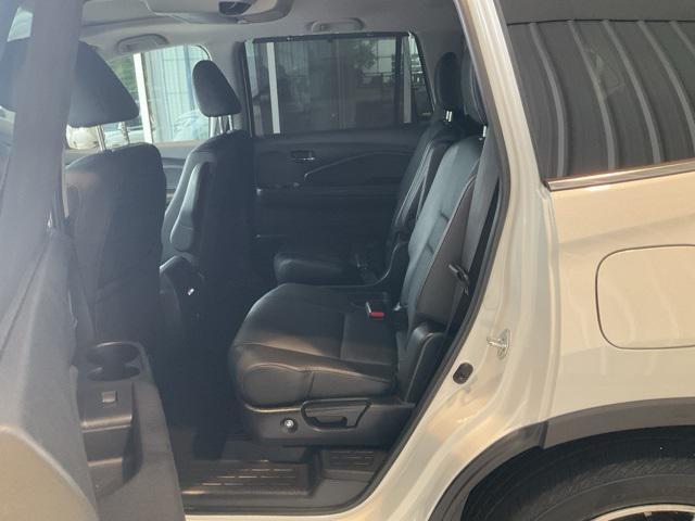 used 2022 Honda Pilot car, priced at $38,151