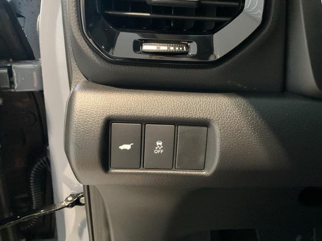new 2025 Honda Pilot car, priced at $45,880