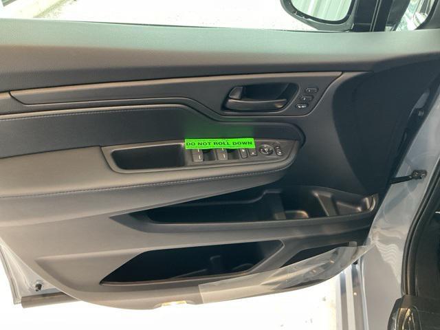 new 2026 Honda Odyssey car, priced at $43,211