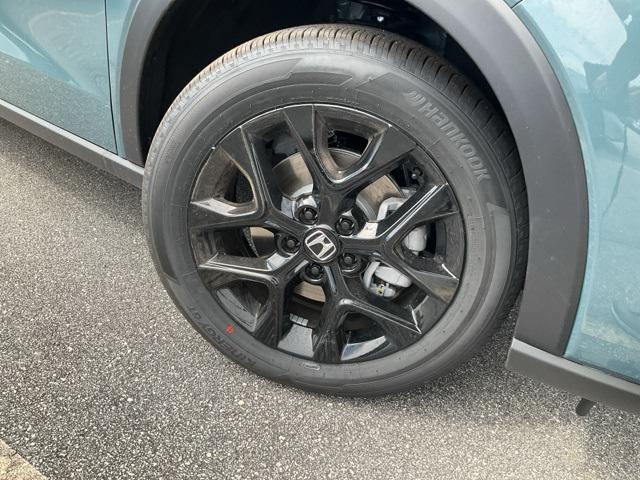 new 2025 Honda HR-V car, priced at $29,582