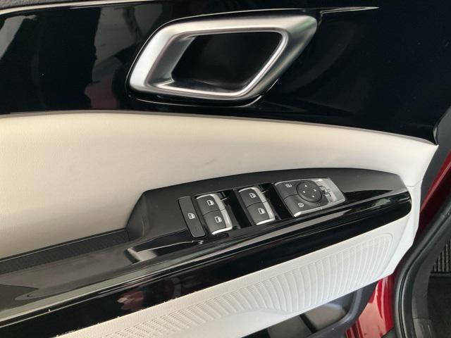 used 2024 Kia Carnival car, priced at $35,300