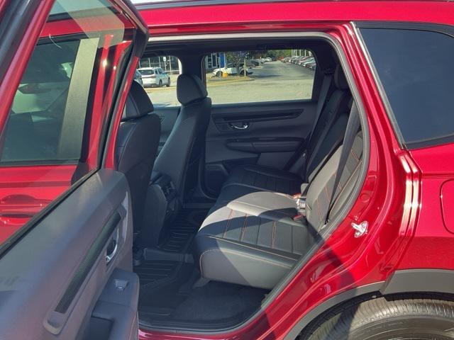new 2026 Honda CR-V Hybrid car, priced at $39,653